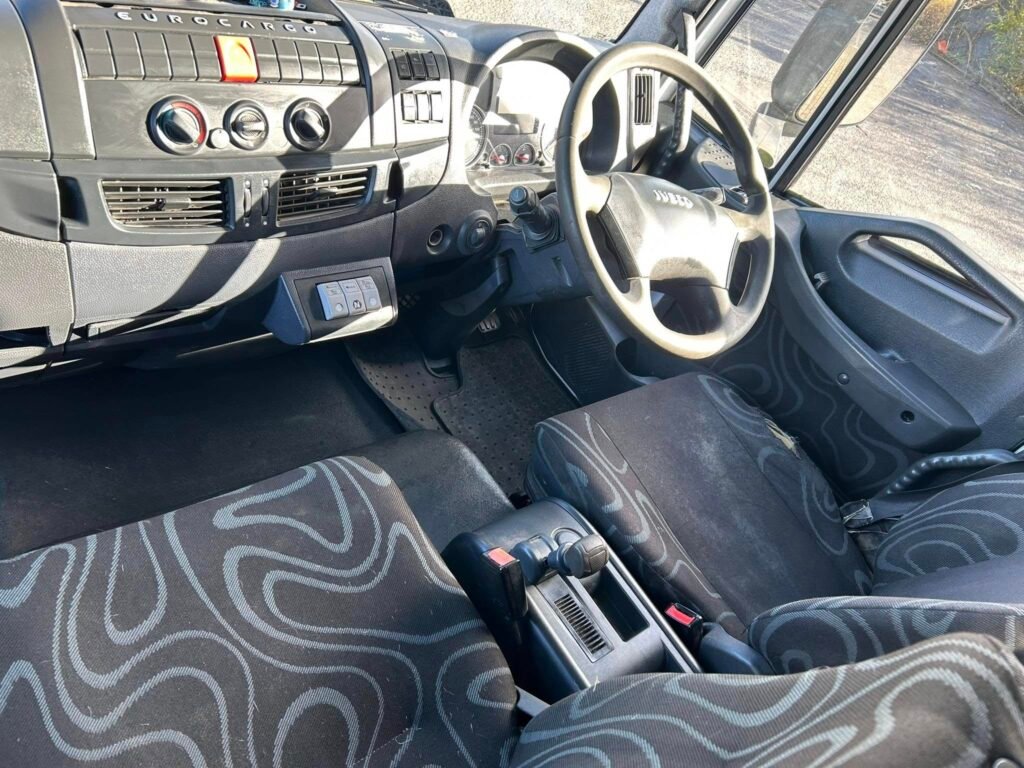 Dirt-Busters-Mobile-Car-Wash-4