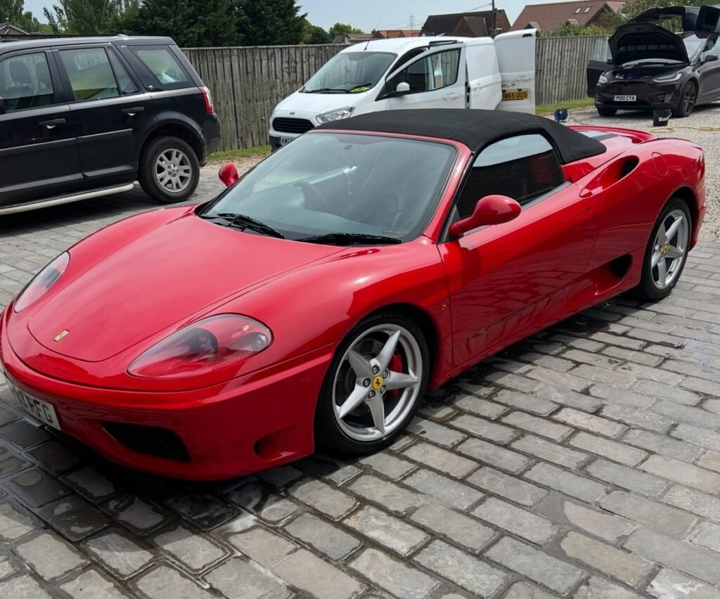 Mark-Hayton-Valeting-1