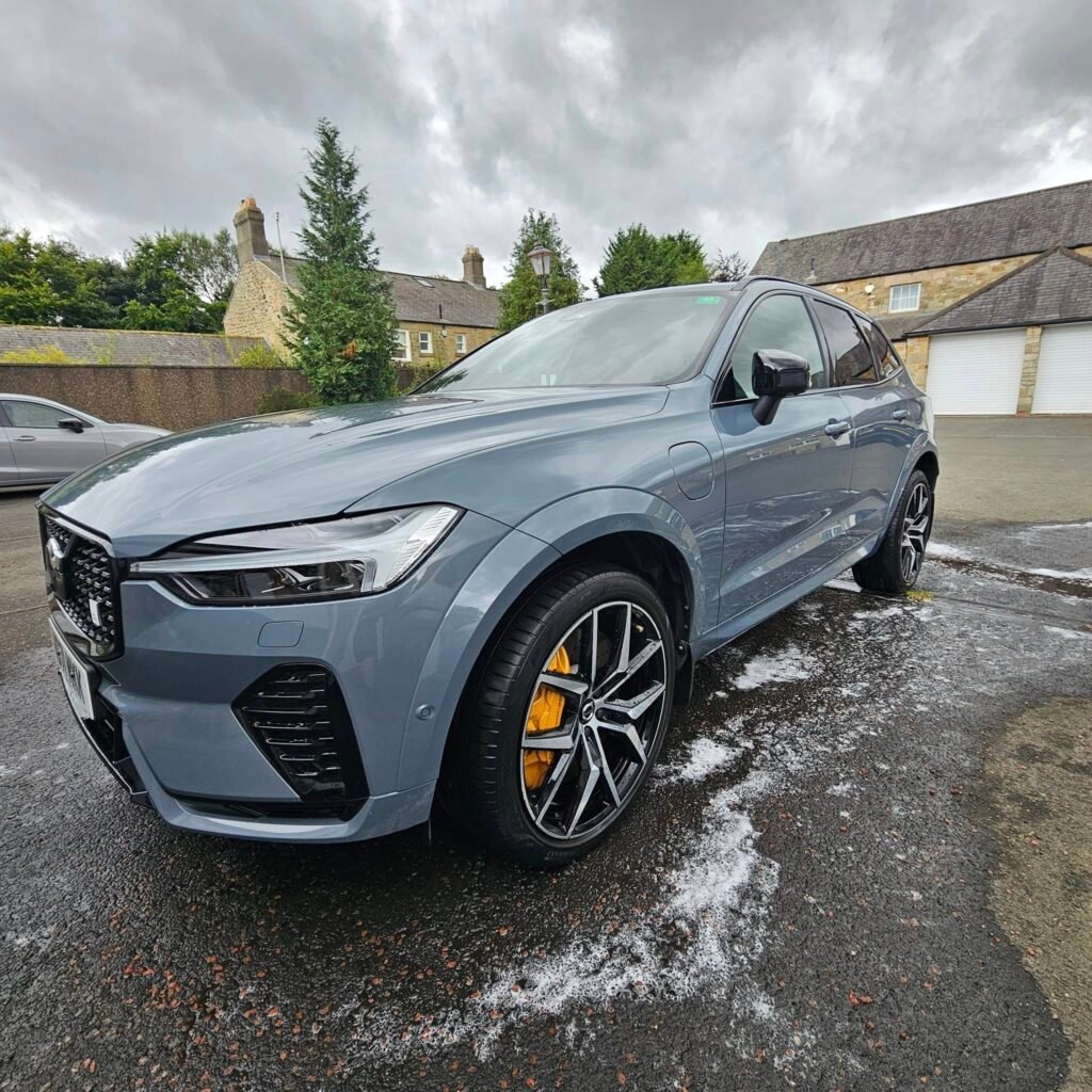 Shiny-Happy-Valets-4